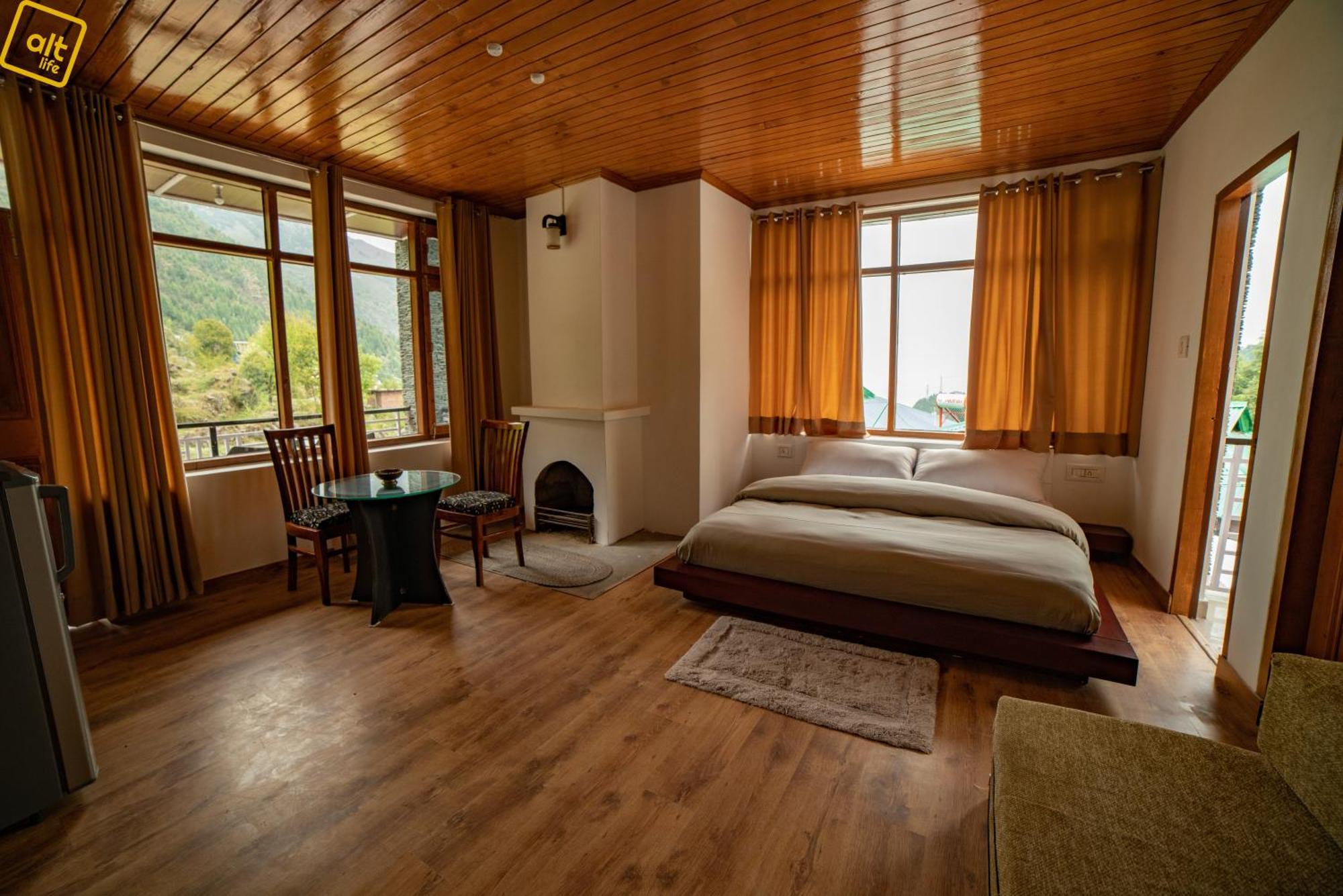 Auberge de jeunesse Alt Life - Dharamkot à McLeod Ganj Extérieur photo