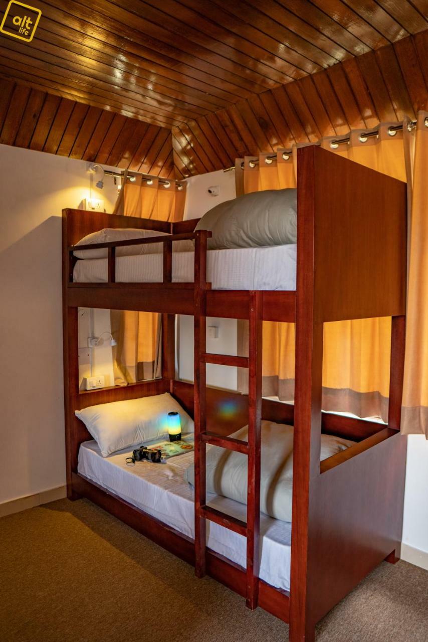 Auberge de jeunesse Alt Life - Dharamkot à McLeod Ganj Extérieur photo